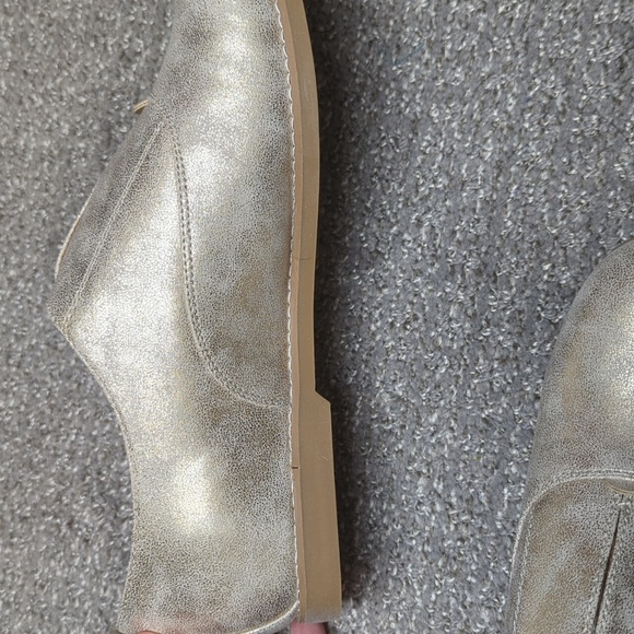 Bass Gold Womens Dylan Loafers Size 10 NWOT - Picture 8 of 8